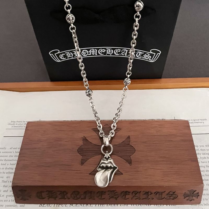 Ch**me He**ts necklaces